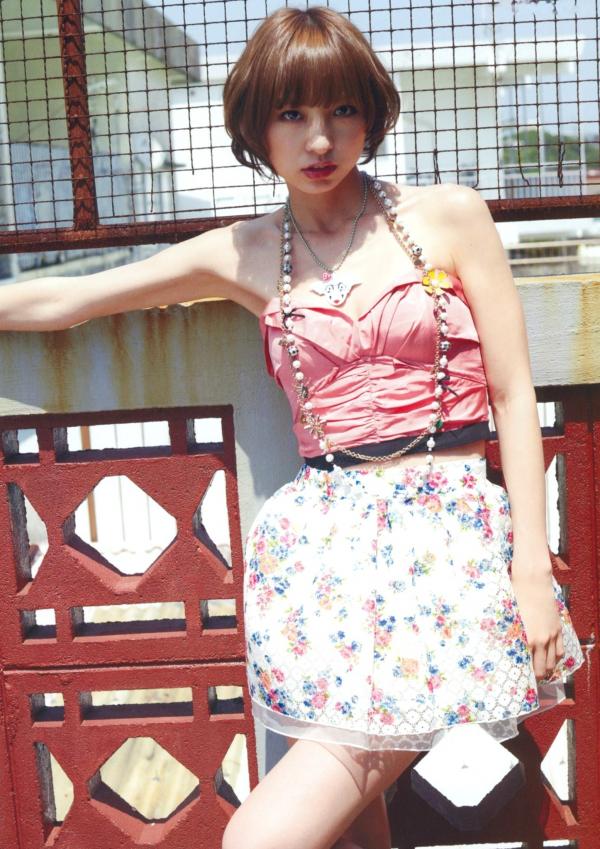 篠田麻里子 篠田麻里子  PB写真集_篠田麻里子《Memories》完全版_清纯甜美_夏日海滩泳池度假_湿身诱惑写真第68张图片
