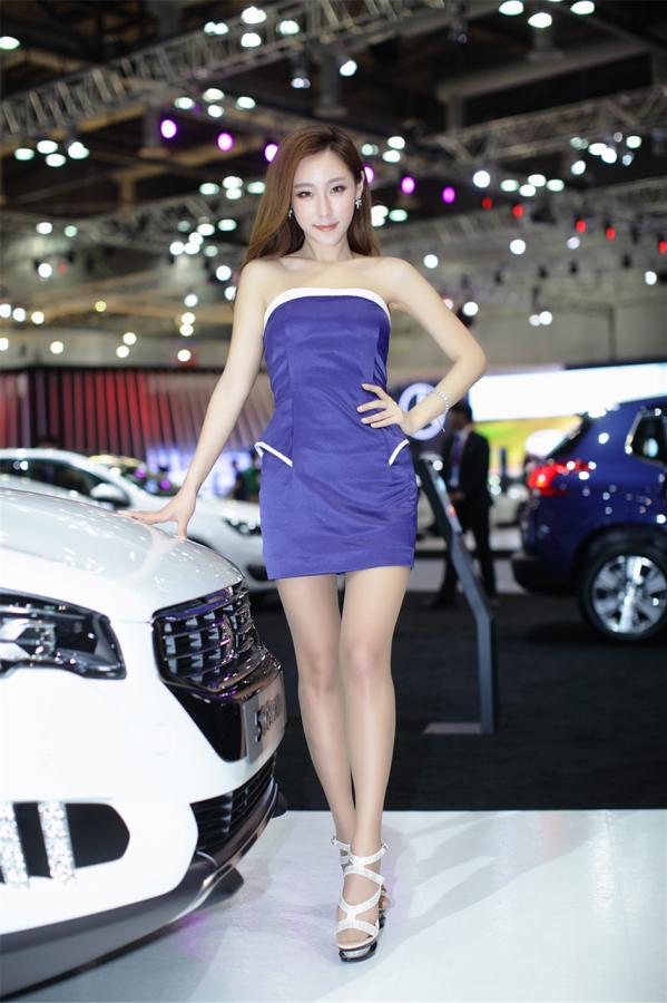 金泰希 金泰熙 金泰希 2015韩国国际车展美女车模第9张图片