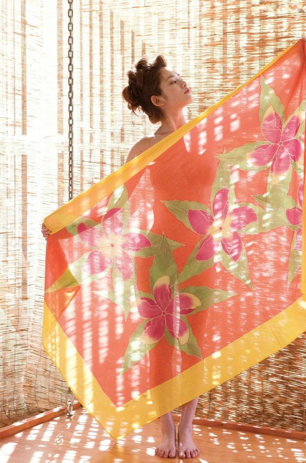 筧美和子 笕美和子  PB写真集_筧美和子/笕美和子《ヴィーナス誕生》高清写真集，清纯童颜配傲人曲线，热带清新风光拍摄，户外海岛诱惑美感十足[124P]第93张图片