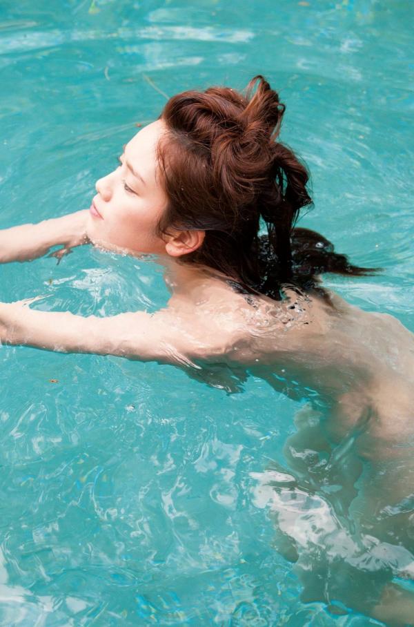 筧美和子 笕美和子  PB写真集_筧美和子/笕美和子《ヴィーナス誕生》高清写真集，清纯童颜配傲人曲线，热带清新风光拍摄，户外海岛诱惑美感十足[124P]第118张图片
