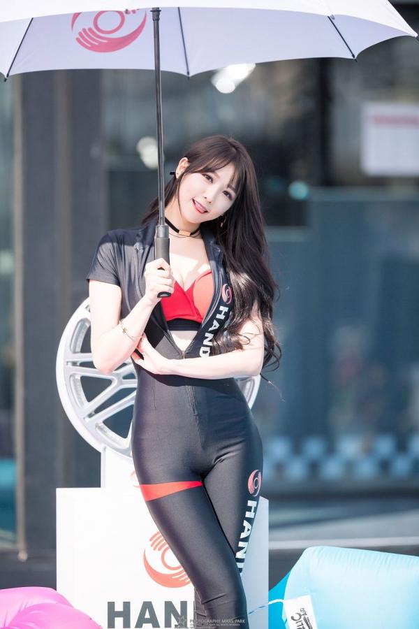이은혜 李恩慧 李仁慧- 南韩赛车女郎颜值与气质兼备第10张图片