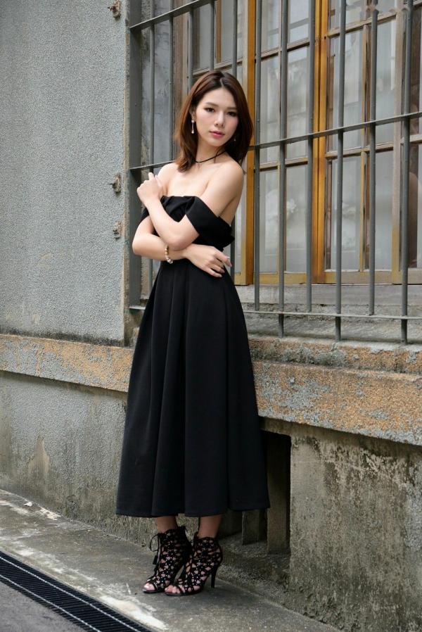 王涵筠 王涵筠  台湾正妹 Kate 黑裙街拍写真，优雅气质散发迷人御姐范儿第7张图片