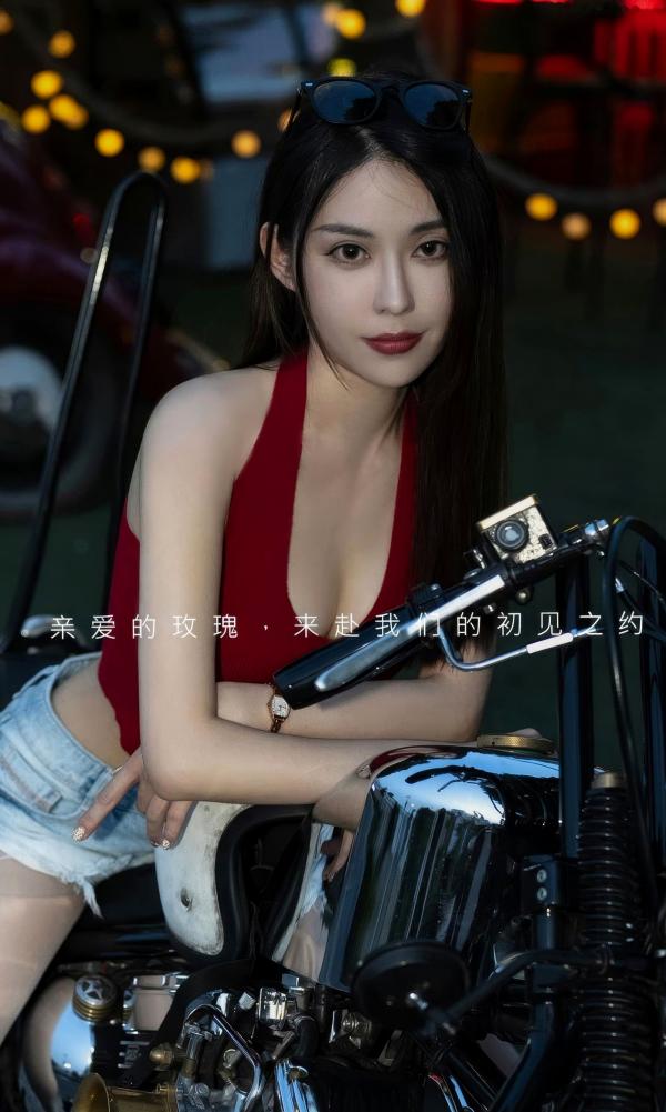 李舒璇 李舒璇  UGirls尤果圈-2875-Natasha《玫瑰的来信》：红色吊带配牛仔，机车房车户外性感大片第2张图片