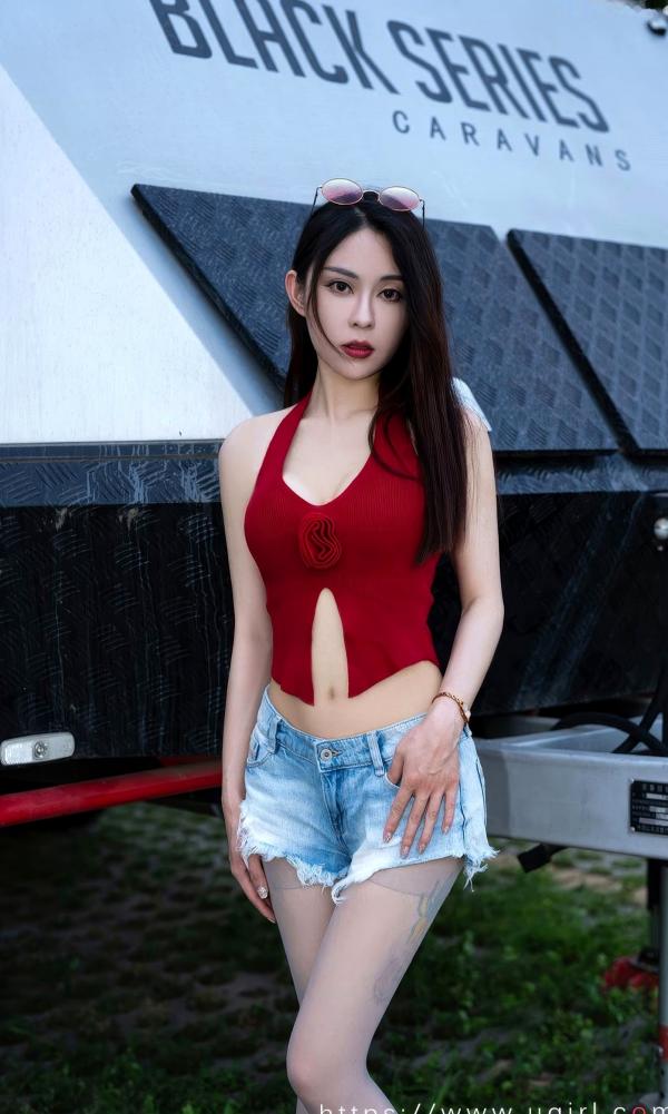 李舒璇 李舒璇  UGirls尤果圈-2875-Natasha《玫瑰的来信》：红色吊带配牛仔，机车房车户外性感大片第5张图片