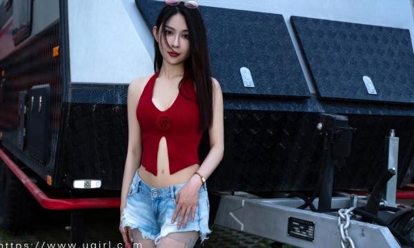 李舒璇 李舒璇  UGirls尤果圈-2875-Natasha《玫瑰的来信》：红色吊带配牛仔，机车房车户外性感大片第35张图片