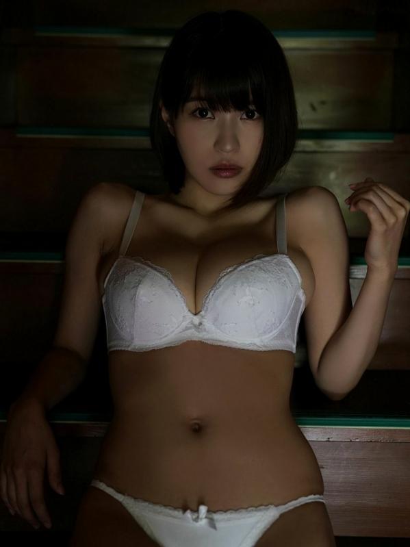 岸明日香 岸明日香  岸明日香性感私房写真：真夏のGパイSHOCK 2，纯欲短发内衣大尺度演绎，御姐气质迷人风采，40P高清作品合集第20张图片