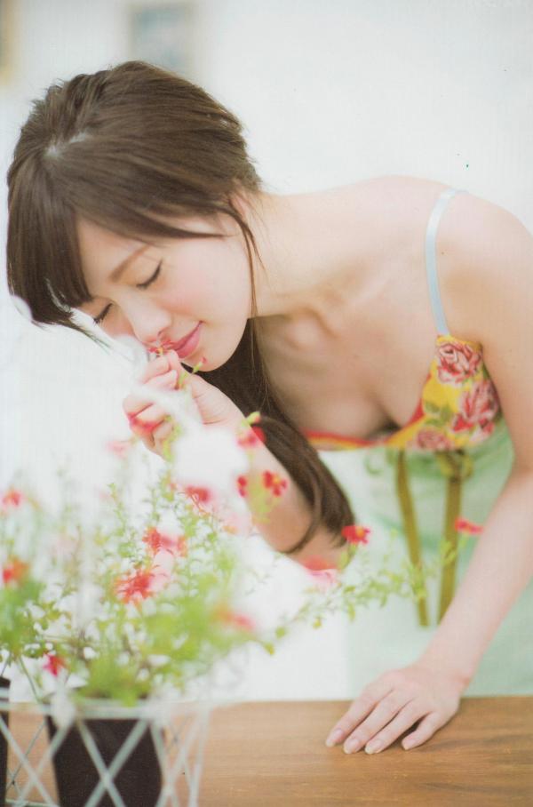 白石麻衣   PB写真集_白石麻衣《清純な大人》居家私房与唯美沙滩比基尼写真 [94P]第10张图片