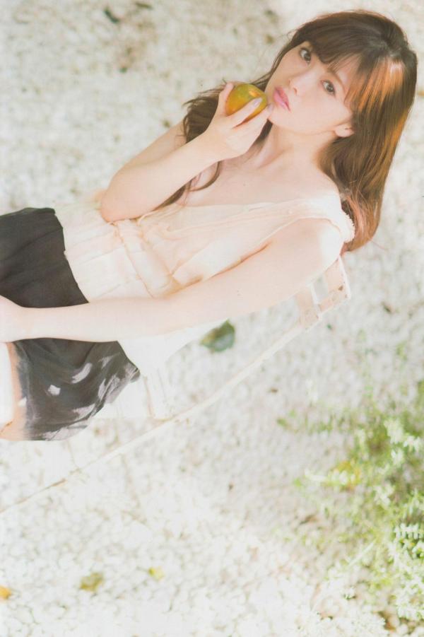 白石麻衣   PB写真集_白石麻衣《清純な大人》居家私房与唯美沙滩比基尼写真 [94P]第17张图片
