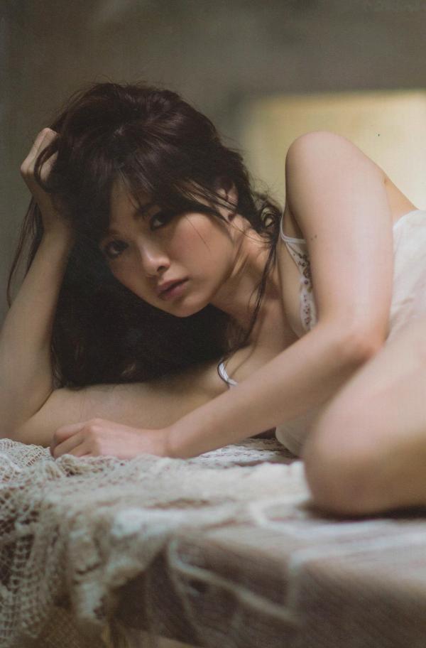 白石麻衣   PB写真集_白石麻衣《清純な大人》居家私房与唯美沙滩比基尼写真 [94P]第25张图片