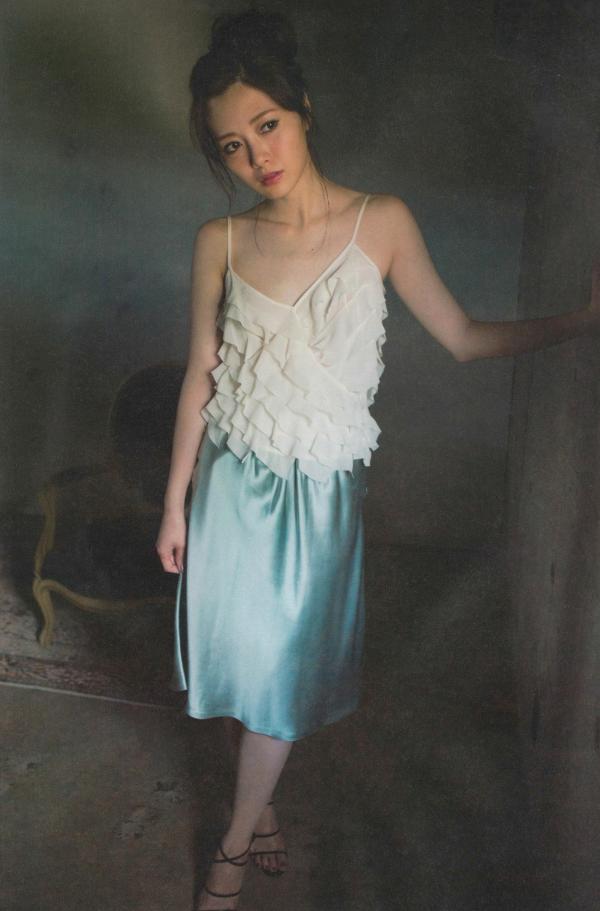 白石麻衣   PB写真集_白石麻衣《清純な大人》居家私房与唯美沙滩比基尼写真 [94P]第37张图片