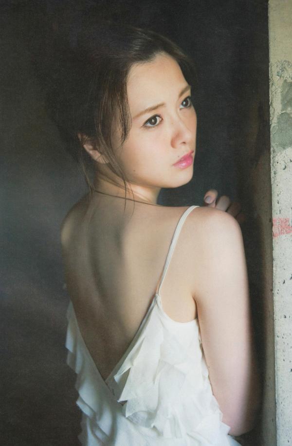 白石麻衣   PB写真集_白石麻衣《清純な大人》居家私房与唯美沙滩比基尼写真 [94P]第38张图片