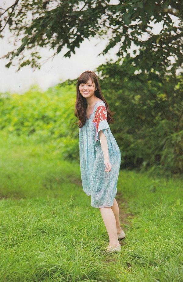 白石麻衣   PB写真集_白石麻衣《清純な大人》居家私房与唯美沙滩比基尼写真 [94P]第66张图片