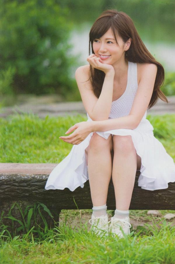 白石麻衣   PB写真集_白石麻衣《清純な大人》居家私房与唯美沙滩比基尼写真 [94P]第77张图片