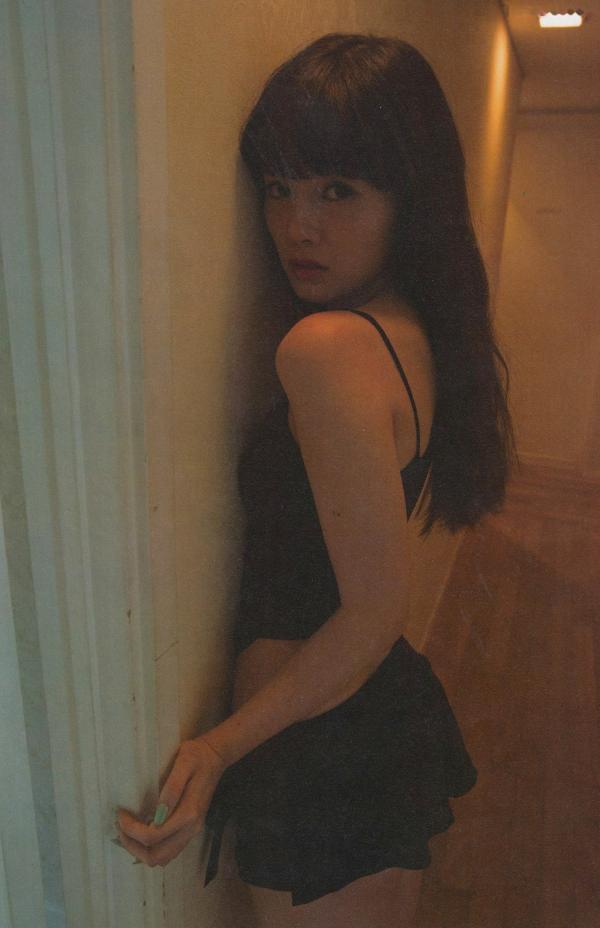 白石麻衣   PB写真集_白石麻衣《清純な大人》居家私房与唯美沙滩比基尼写真 [94P]第91张图片