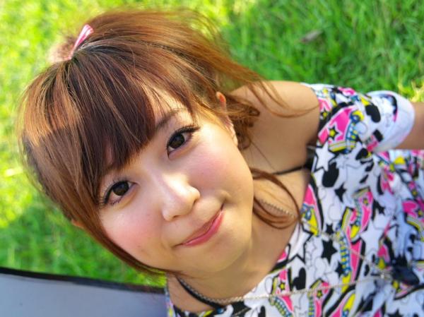 洪诗涵 洪诗  台湾正妹洪诗/洪诗涵清新户外写真：甜美街拍，展现邻家女孩治愈系青春活力第57张图片