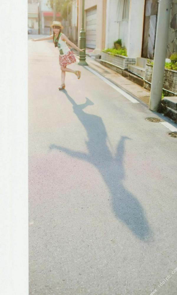 小倉唯 小仓唯  Yui Ogura小仓唯《ゆいはたち》清新少女元气写真集，户外自然风光与居家可爱造型完美结合，极具青春活力，治愈系女神甜美演绎第40张图片
