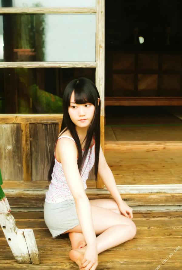 小倉唯 小仓唯  Yui Ogura小仓唯《ゆいはたち》清新少女元气写真集，户外自然风光与居家可爱造型完美结合，极具青春活力，治愈系女神甜美演绎第83张图片