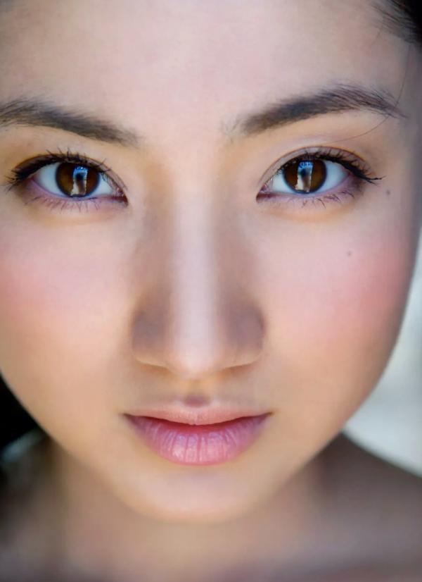 紗綾 入江纱绫  紗綾写真集：唯美浴室湿身诱惑，光影交织下的私房艺术大片第5张图片