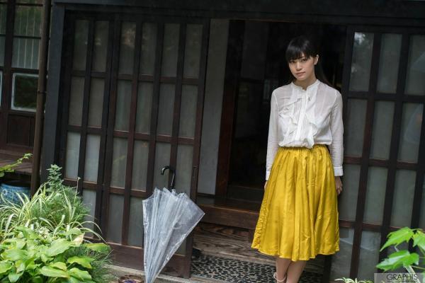 高橋しょう子 高崎圣子  Graphis 高桥しょう子 《Noble bomb》 日系清纯写真，精致日式庭院下展现迷人气质第3张图片