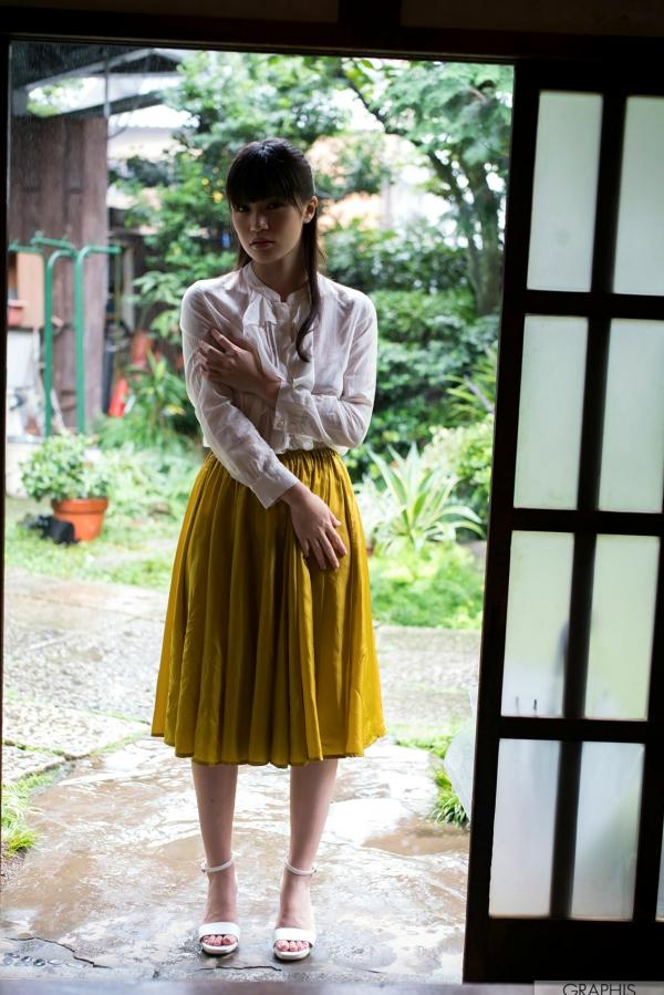 高橋しょう子 高崎圣子  Graphis 高桥しょう子 《Noble bomb》 日系清纯写真，精致日式庭院下展现迷人气质第6张图片