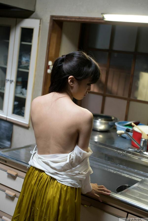 高橋しょう子 高崎圣子  Graphis 高桥しょう子 《Noble bomb》 日系清纯写真，精致日式庭院下展现迷人气质第19张图片