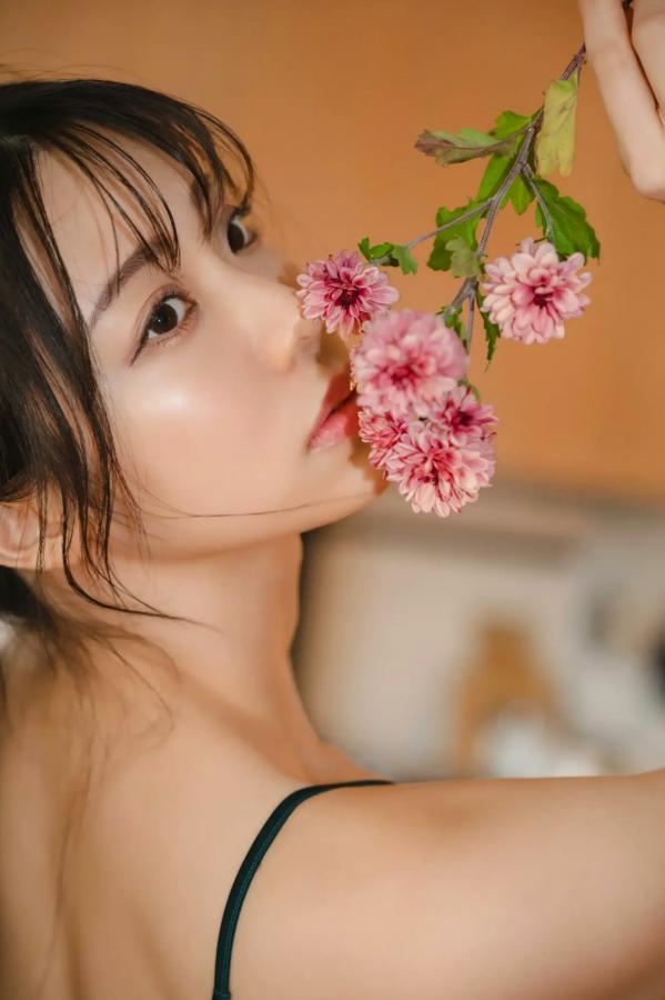 鈴木ふみ奈 铃木富美奈  《鈴木ふみ奈 - ふわとろハニー vol.2》湿身诱惑与家居性感内衣写真集 [58P]第12张图片