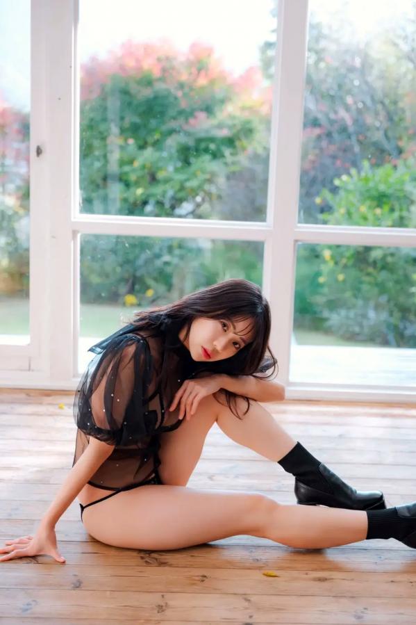 鈴木ふみ奈 铃木富美奈  鈴木ふみ奈 - ふわとろハニー vol.1 居家私房写真系列，极致甜美蕾丝内衣风格，展现傲人曲线与诱惑魅力第38张图片