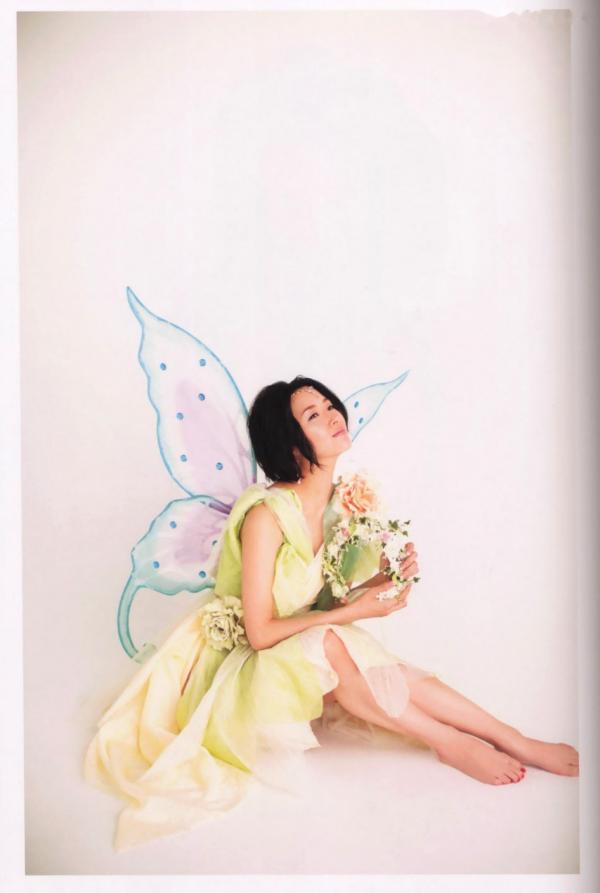 田中理恵 田中理惠  田中理惠《彩リエ Irodo Ri E》清纯甜美风写真集，怀抱玩偶温柔治愈，展现精致少女气质第37张图片