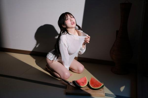 十枝梨菜   韩国美女Rina(momorina)唯美私房照：和服诱惑下的娇羞少女与精致内衣，August-Atlas-Patreon精选第33张图片