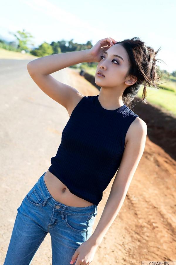 辻本杏 辻本杏  Graphis_辻本杏《Asian Beauty》秋季特别版：清新自然私房写真与户外唯美大片第53张图片
