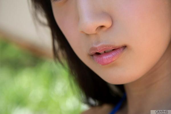 辻本杏 辻本杏  Graphis 辻本杏《Oriental Lily》高清写真集：蕾丝内衣、丁字裤美臀诱惑，展现日系私房性感尤物风采第4张图片