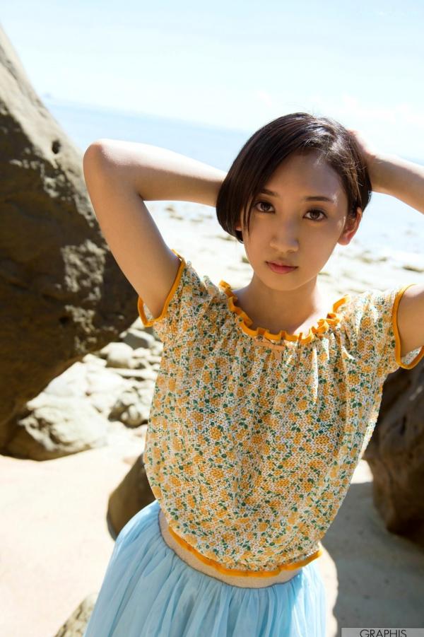 辻本杏 辻本杏  Graphis 辻本杏《Oriental Lily》高清写真集：蕾丝内衣、丁字裤美臀诱惑，展现日系私房性感尤物风采第15张图片