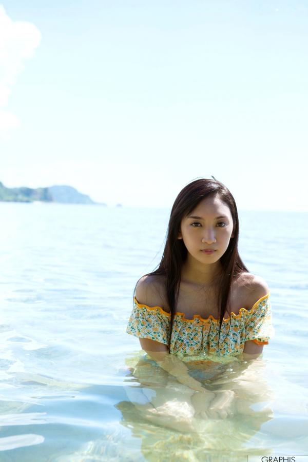 辻本杏 辻本杏  Graphis 辻本杏《Oriental Lily》高清写真集：蕾丝内衣、丁字裤美臀诱惑，展现日系私房性感尤物风采第17张图片