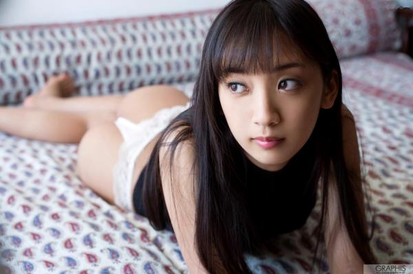 辻本杏 辻本杏  Graphis 辻本杏《Oriental Lily》高清写真集：蕾丝内衣、丁字裤美臀诱惑，展现日系私房性感尤物风采第35张图片