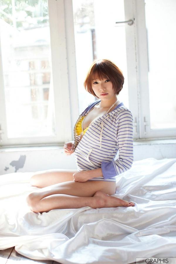 涼川絢音 凉川绚音  凉川绚音首部写真集，短发清纯美少女私房写真，Graphis品牌诱惑演绎第33张图片