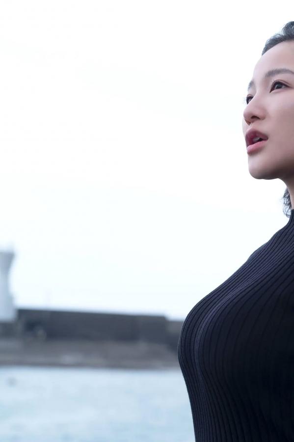 天木じゅん 天木纯 天木じゅん - 生 [88P] 日系榻榻米家居写真 童颜巨乳性感性感写真集第47张图片