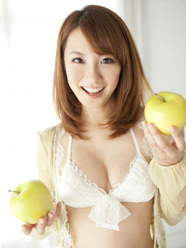 山本梓   Sabra_山本梓《JUICY FRUIT》性感比基尼私房照，清纯浴室湿身诱惑写真集 [100P]第4张图片