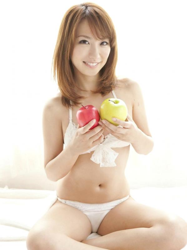 山本梓   Sabra_山本梓《JUICY FRUIT》性感比基尼私房照，清纯浴室湿身诱惑写真集 [100P]第20张图片
