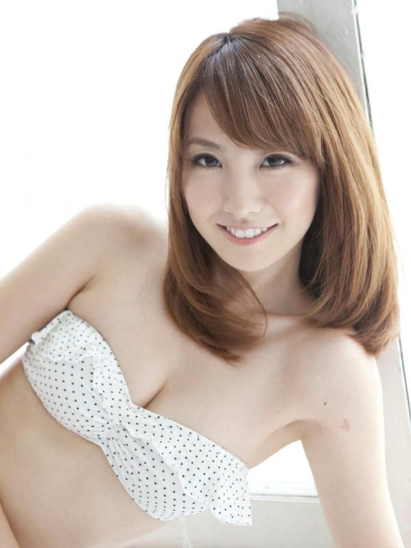 山本梓   山本梓写真集《JUICY FRUIT 2》，日系清纯甜美与性感内衣诱惑，展现精致容颜与迷人曲线第17张图片