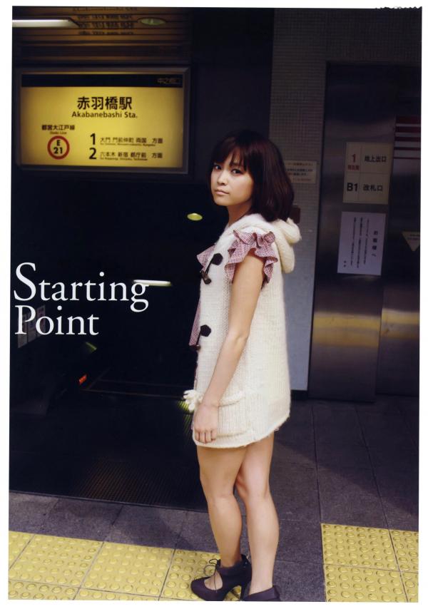 亀井絵里 龟井绘里  [清纯偶像] 龟井绘里《Thanks》精选日系少女清新校园风与海滩比基尼摄影套图[65P]第14张图片