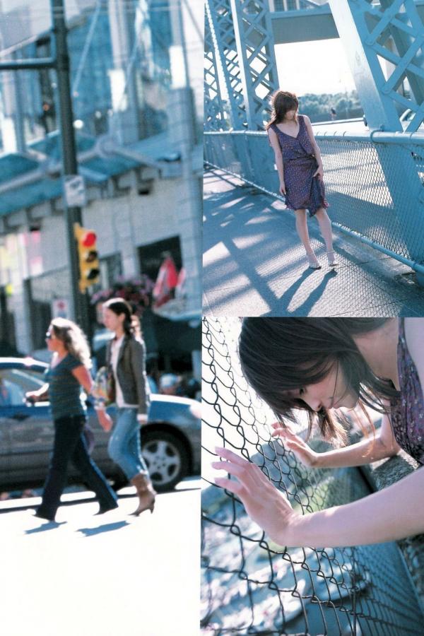 亀井絵里 龟井绘里  PB写真集_龟井絵里 《ERI》 清新比基尼与时尚街拍，呈现少女灵动感与治愈气息第34张图片