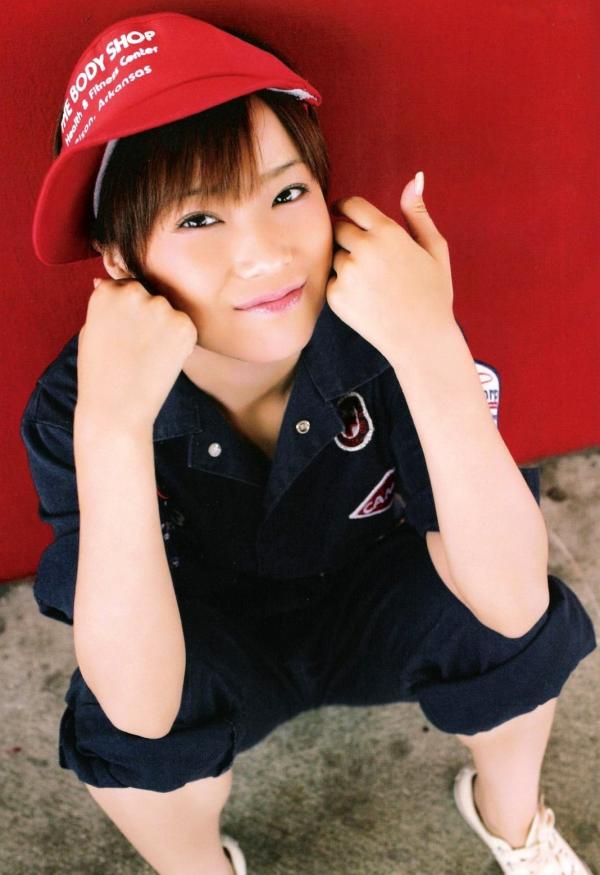 亀井絵里 龟井绘里  PB写真集_龟井絵里 《ERI》 清新比基尼与时尚街拍，呈现少女灵动感与治愈气息第128张图片