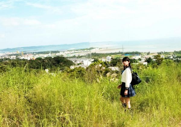 前田憂佳 前田忧佳  PB写真集_前田忧佳《See You-karin》清纯校服写真，日系邻家美少女自然风情户外大片 [74P]第2张图片