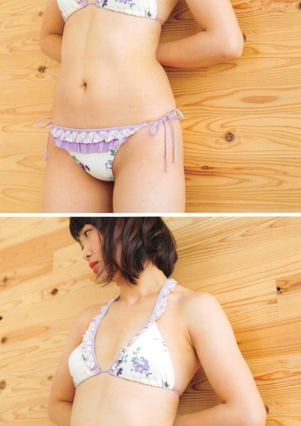 松村香織 松村香织  日本偶像松村香织首部写真集《Mushusei》：清纯校服与私房内衣诱惑，尽显日系魅力风情第29张图片