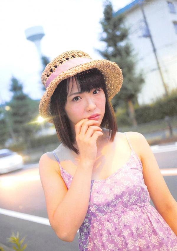 松村香織 松村香织  日本偶像松村香织首部写真集《Mushusei》：清纯校服与私房内衣诱惑，尽显日系魅力风情第54张图片