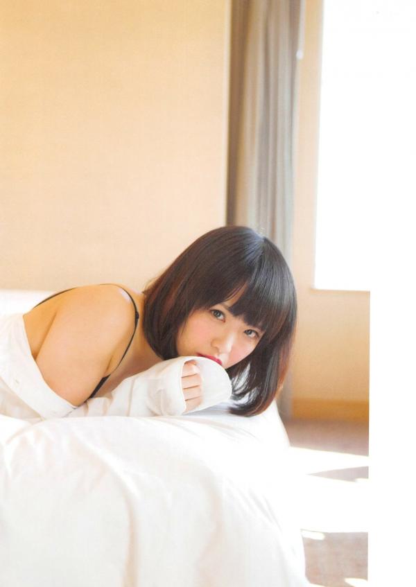 松村香織 松村香织  日本偶像松村香织首部写真集《Mushusei》：清纯校服与私房内衣诱惑，尽显日系魅力风情第107张图片