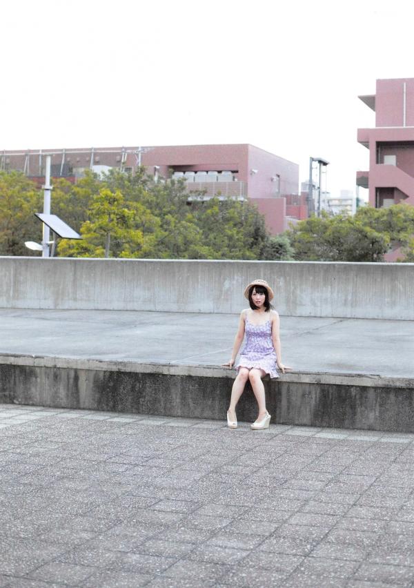 松村香織 松村香织  日本偶像松村香织首部写真集《Mushusei》：清纯校服与私房内衣诱惑，尽显日系魅力风情第121张图片