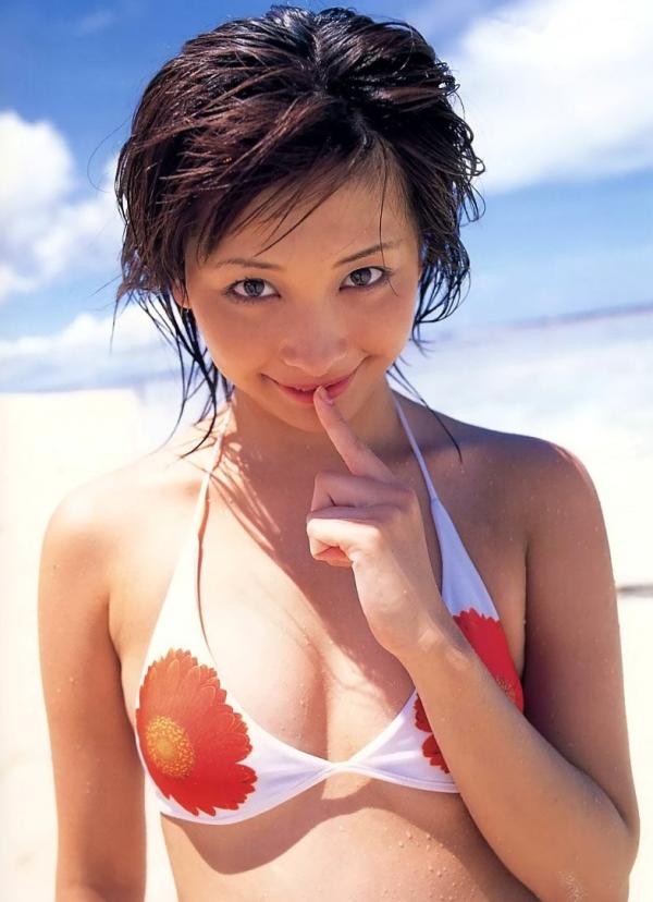 山崎真実 山崎真实  PB写真集_山崎真实《MAMI 藏》精选：清新家居与户外比基尼活力写真集[88P]第16张图片