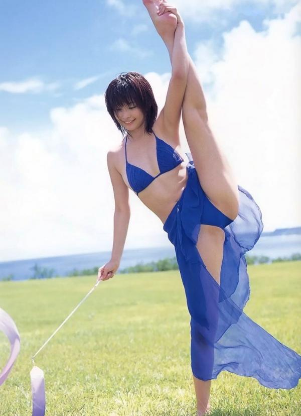 山崎真実 山崎真实  PB写真集_山崎真实《MAMI蔵》沙滩比基尼夏季户外女神写真第43张图片