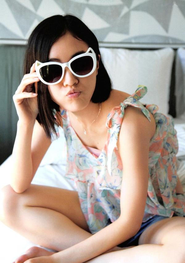 松井珠理奈 松井珠理奈  松井珠理奈《Jurina》清新活力写真，展现青春灵动魅力与街头时尚穿搭，百变风格尽显偶像气质第25张图片